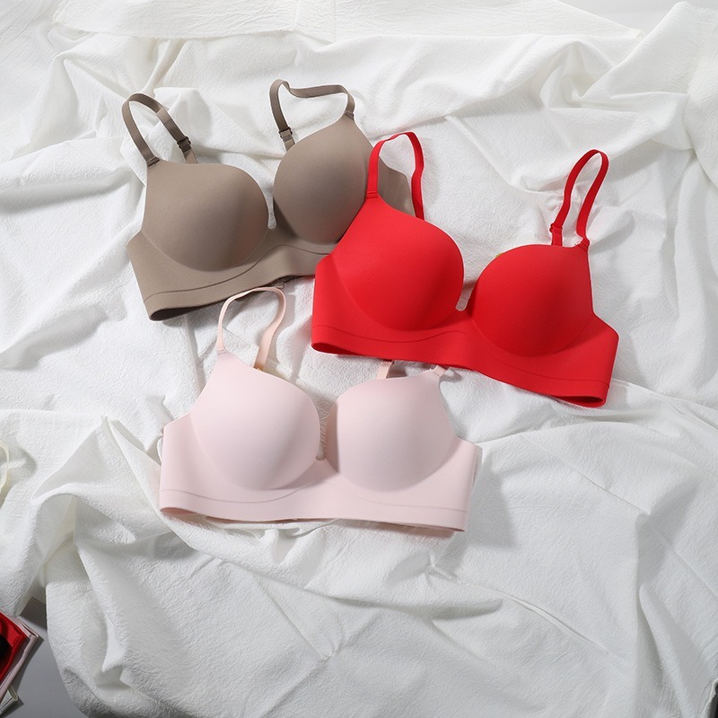 Premium Seamless T-Shirt Bra - Super Comfortable & Smooth Fit (Size: 32-42)